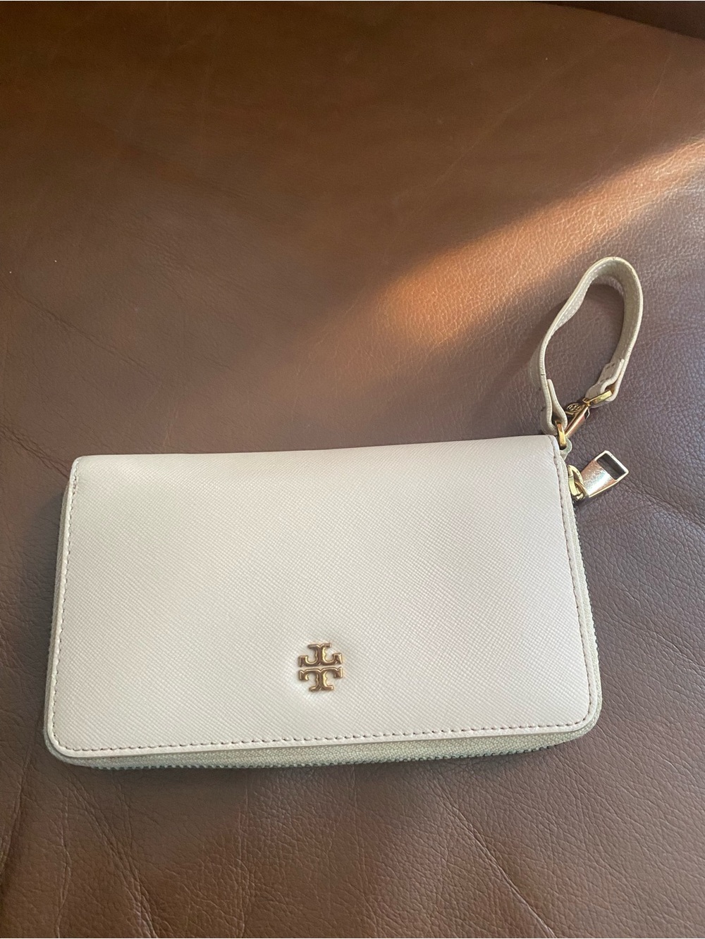 Tory Burch Cream Leather Wristlet with Gold Logo